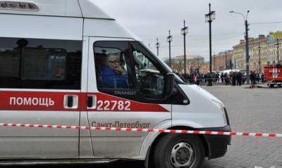 В Петербурге пациентка с коронавирусом сбежала из «скорой» по дороге в больницу