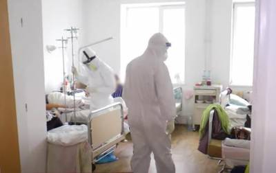 Один врач на сто пациентов - в Украине растет загруженность COVID-больниц