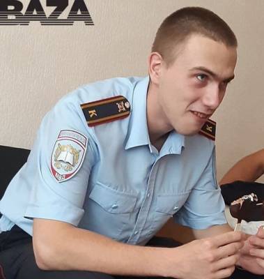 Baza: Антон Макаров, убивший троих военнослужащих, задержан