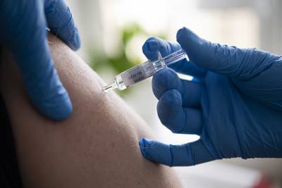 Стало известно об успехе испытаний вакцины от коронавируса