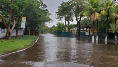 Тропический шторм Эта обрушился на Флорида-Кис после того, как унес десятки жизней в Центральной Америке