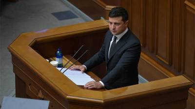 Зеленский призвал сограждан «влюбить друзей в украинский язык»