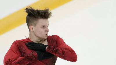Семененко стал победителем этапа Кубка России по фигурному катанию в Казани