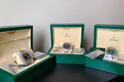 Пограничники нашли трое элитных часов Rolex в посылках из Тайваня в Запорожье