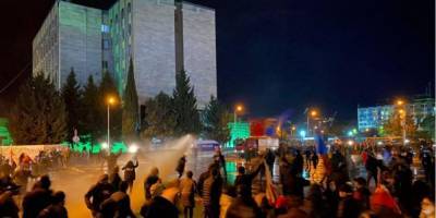 Протесты в Грузии: полиция задержала 19 человек, среди пострадавших есть журналисты