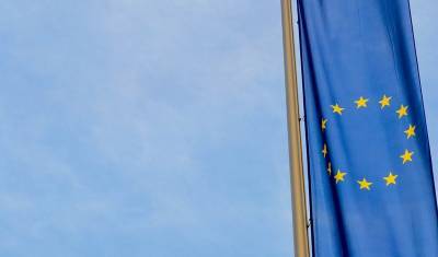 ЕС введет новые таможенные пошлины на продукцию из США
