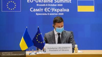 Лидер Украины изолировался после теста на COVID-19