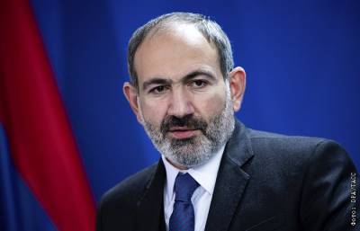 Армянская оппозиция потребовала отставки Пашиняна из-за Карабаха