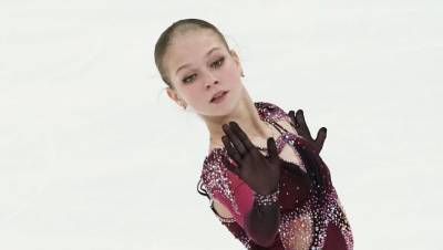 Трусова дважды упала в произвольной программе на этапе Кубка в Казани