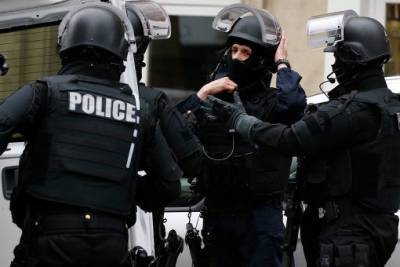 Макрон из-за массовых протестов пообещал переписать закон о расширении полномочий полиции