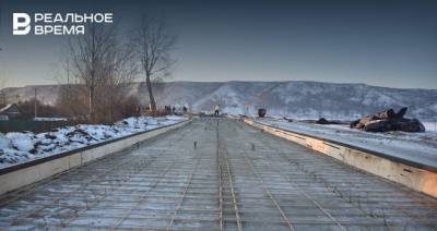 В Нижнекамске при реконструкции дамбы укладывают дорогу из морозостойкого бетона