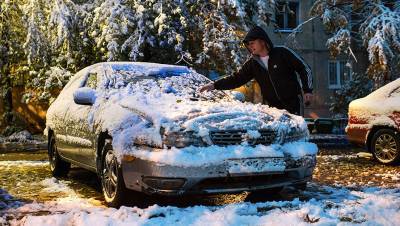 Московских водителей предупредили о снегопаде и гололедице 1 декабря