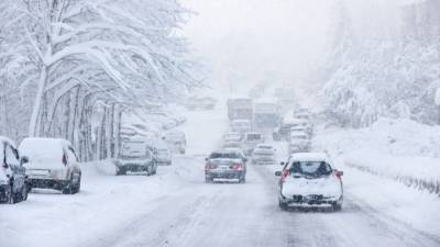 Гололедица и метель: непогода накрыла регионы России в первый день зимы