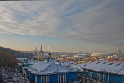 Во вторник жителям Москвы пообещали небольшой снег и гололедицу