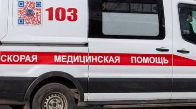 В Новосибирске Росздравнадзор проверит информацию о том, что скорая высадила больного COVID-19