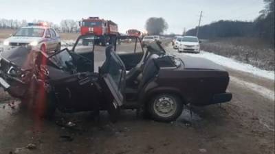 В Башкирии спасатели извлекли из покорёженной машины погибшего в ДТП дедушку