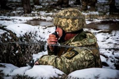 Беспилотник и гранатометы: боевики четыре раза нарушили перемирие на Донбассе