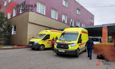 Опытный врач скончался в Омске от COVID-19