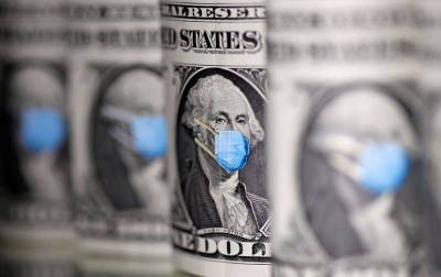 Доллар под давлением, внимание смещается на решение ФРС