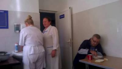На Харьковщине открывают новые больницы: ситуация с вирусом не улучшается: "сегодня начнут принимать в..."