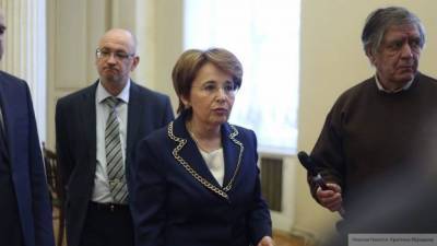 Госдума рассматривает инициативу о новогодних выплатах в 10 тысяч рублей