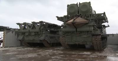 На Курилах заступили на боевое дежурство ЗРК С-300В4
