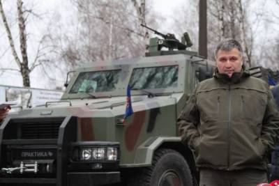 Партия Порошенко: отпущенные на ВСУ деньги «съел» Арсен Аваков