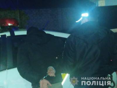 Под Киевом пьяный дебошир напал на полицейского