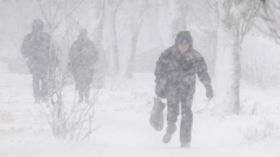 На Одесчине разгулялась зимняя непогода: сотни домов погрузились во тьму