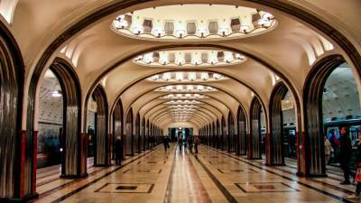 Онищенко: Радиационный фон на станции метро «Маяковская» чуть выше из-за мрамора