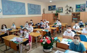 Система образования не должна стать жертвой "рыночного романтизма" – Фархад Курбанбаев