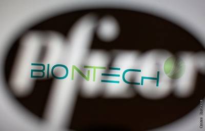 Pfizer и BioNTech подали заявку на использование в Европе их COVID-вакцины