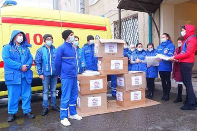 В день рождения «Единой России» волонтеры партии поддержат лекарствами больных