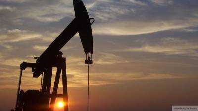 Средняя стоимость нефти Urals упала до 43,32 доллара за баррель в ноябре