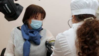 Глава тюменского Роспотребнадзора решила протестировать на себе вакцину от коронавируса