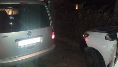 В Киеве патрульные обстреляли автомобиль мужчины, который их чуть не протаранил: видео