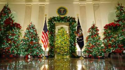 Как Мелания Трамп украсила Белый Дом к Рождеству