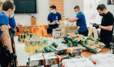 Турчак поблагодарил волонтеров «Единой России» за помощь во время пандемии