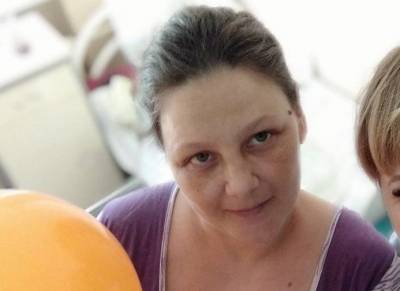 Многодетная мать выпрыгнула из горящей квартиры с сыном и грудной дочкой на руках в Волгограде