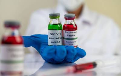 В США состоялась первая массовая поставка вакцины от коронавируса