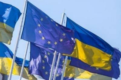 В долгах, как в шелках: ЕС за шесть лет выдал Украине €16,5 млрд