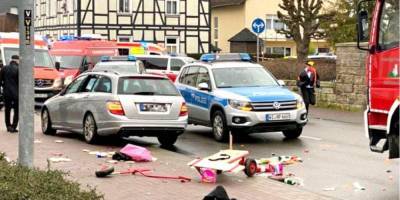 Наезд на пешеходов в Германии: погибли два человека, водитель машины задержан — полиция