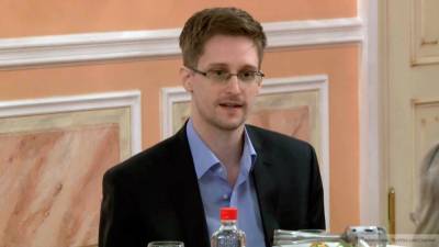 Эдвард Сноуден планирует стать гражданином РФ