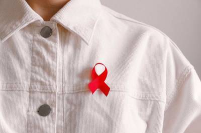 Медики развенчали распространенные мифы о ВИЧ и СПИДе