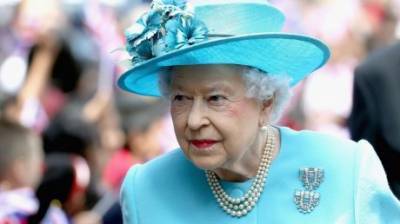 принц Уильям - Кейт Миддлтон - королева Елизавета - У королевы Елизаветы украли личные вещи и продали их за бесценок - penzainform.ru - Лондон