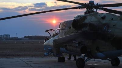 Хитрый ход: зачем США хотят купить российские военные вертолет и самолет