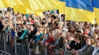 Политолог рассказал о мощном этническом и экономическом расслоении Украины