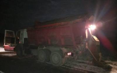 Трагедия под Львовом: 30-летний мужчина погиб под колесами снегоуборочной машины