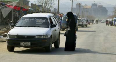 Автомобиль российской дипмиссии подорвался в Кабуле на самодельном взрывном устройстве