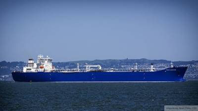 Bloomberg: США направили в азиатские страны "армаду" танкеров с нефтью